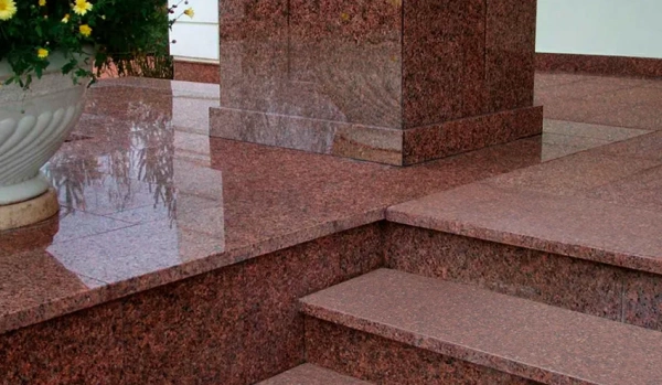 Гранит Imperial Red